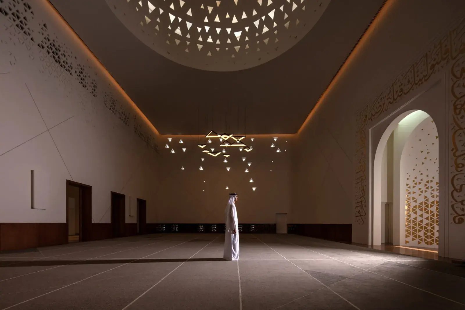 A Mosque in Dubai by Dabbagh Architects