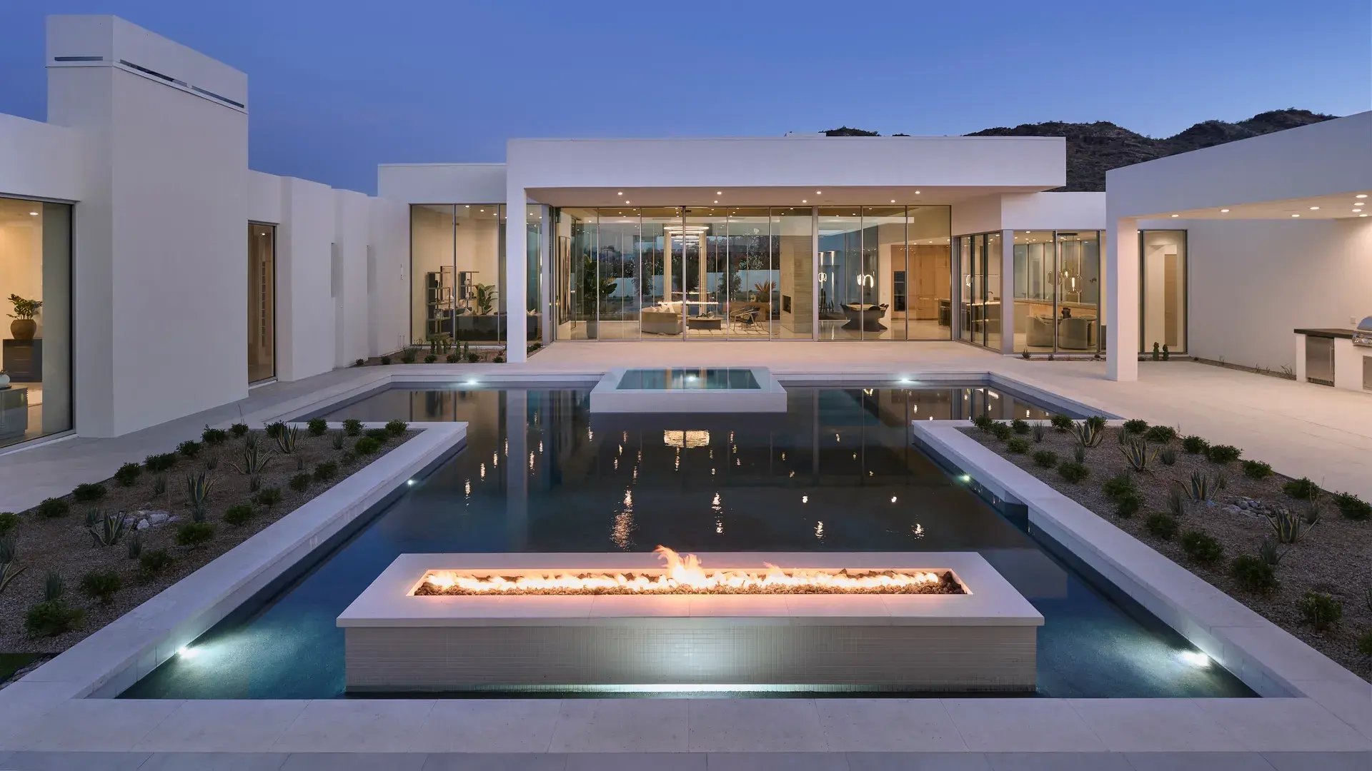 A luxury residence designed by PHX Architecture