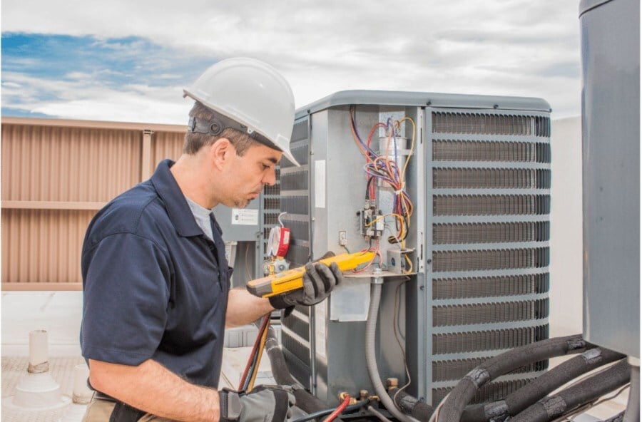 An Energy modeler running scenario analysis for HVAC.