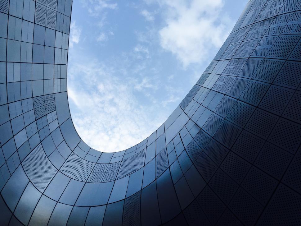 An image of a curved architecture building.