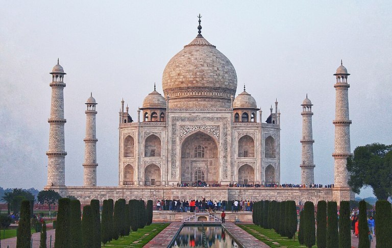 An image of the architectural features of the Taj Mahal, a major site in India with a rich history