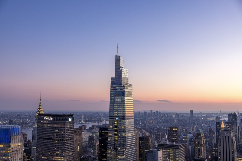 An image showing the exterior building design of the Summit One Vanderbilt in New York City