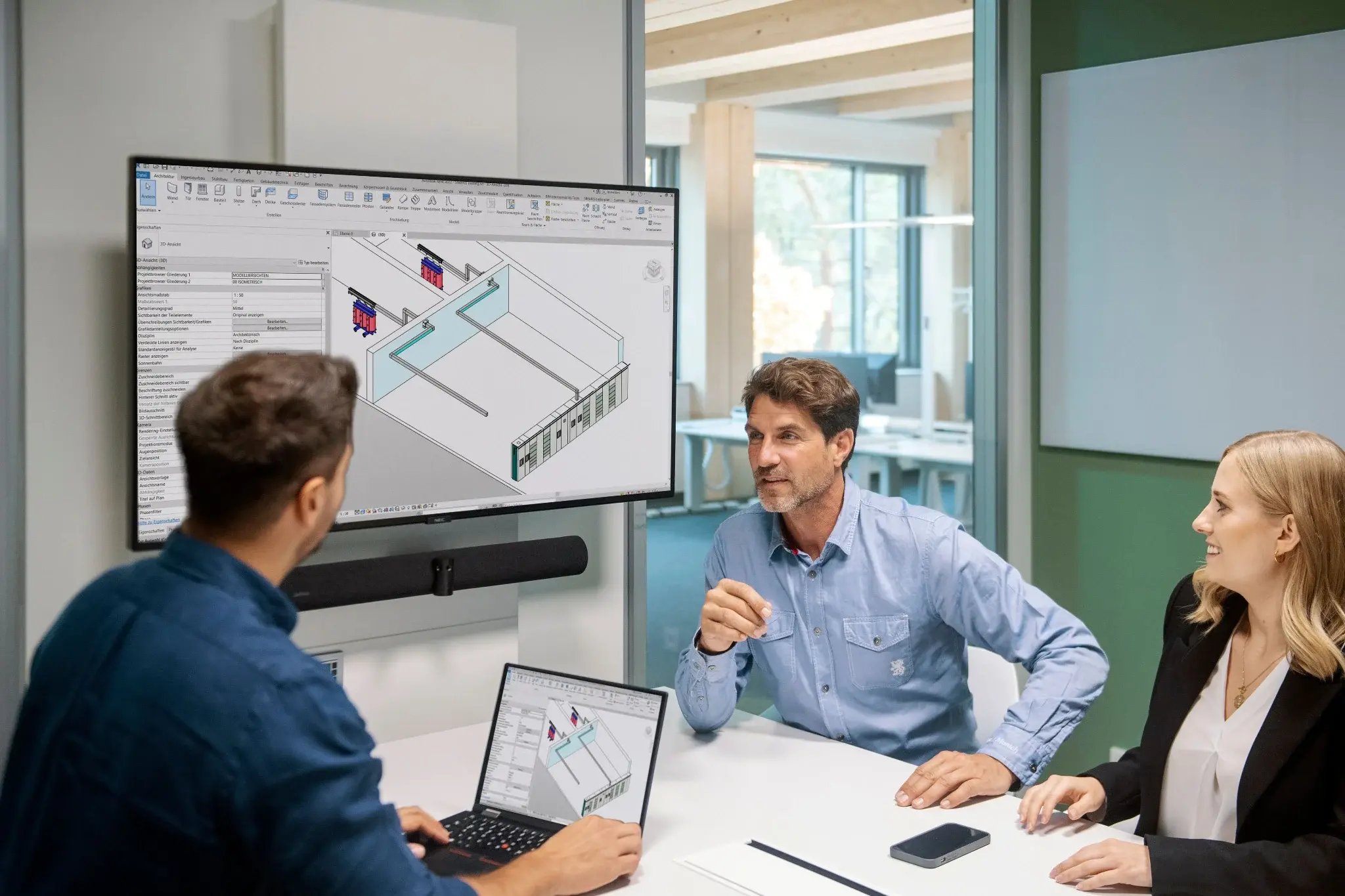 BIM Architect and stakeholders in a meeting