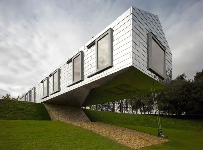 10 Gravity-Defying Structures That Will Leave You Awestruck