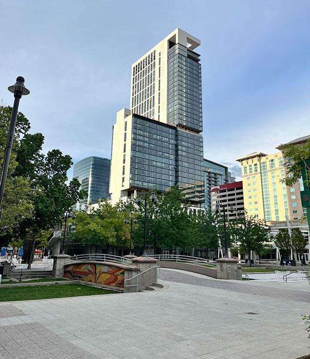 Iconic skyline where innovation meets tradition