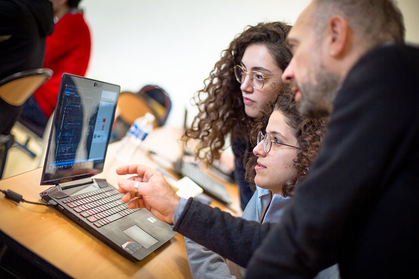 Junior Building Performance Professionals learning computational design.