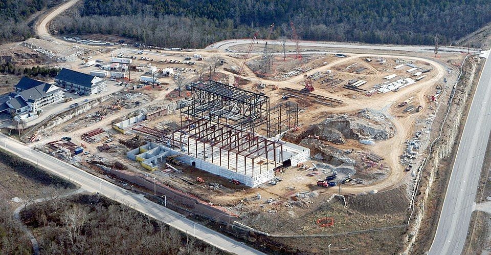 Large-scale building construction project using Tremble