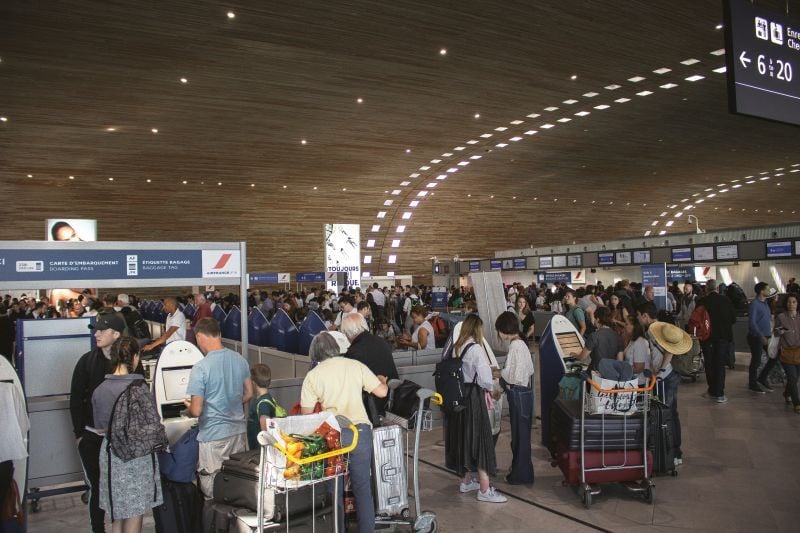 Modern airport terminal structure