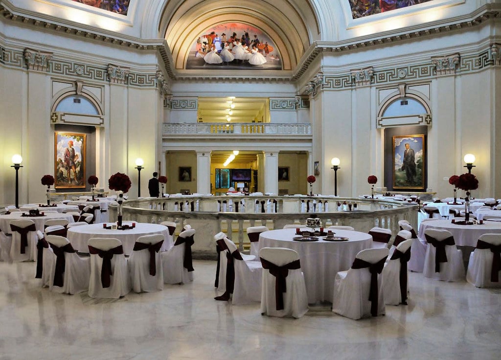 Oklahoma State Capitol interior-1