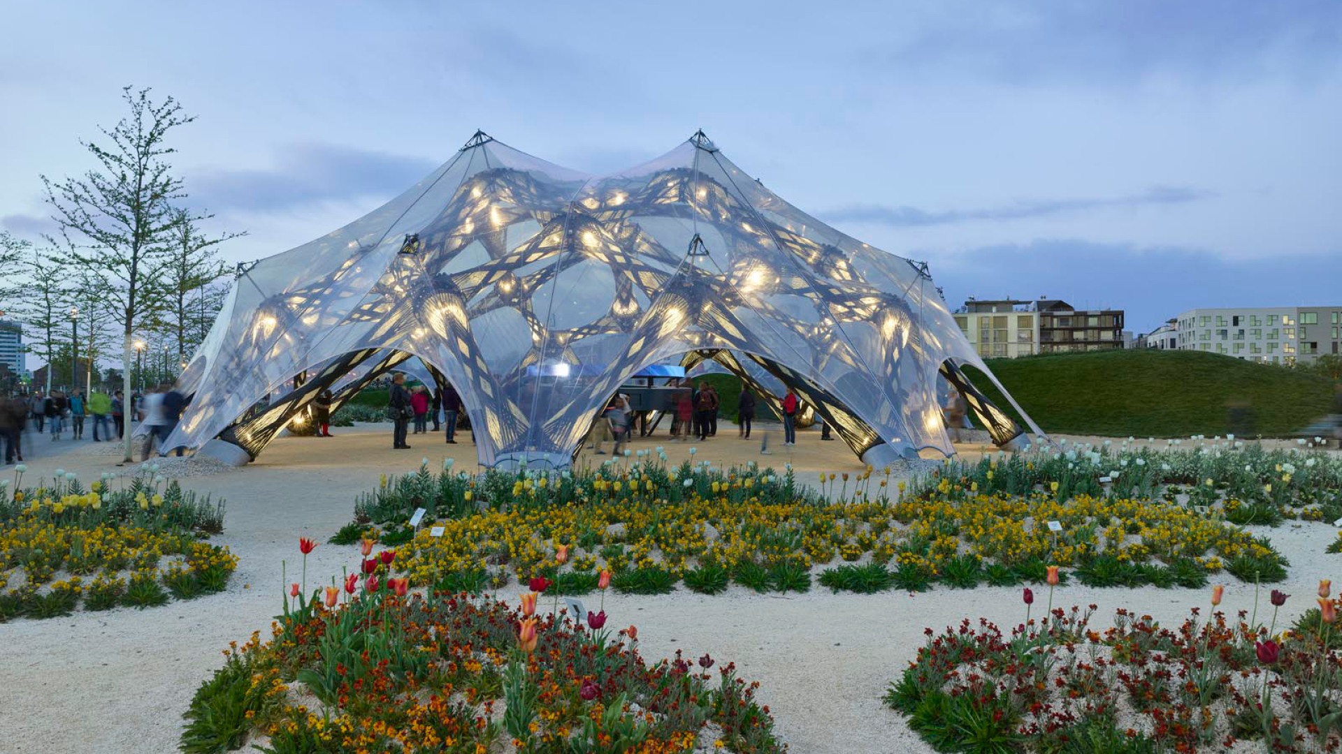 BUGA Fibre Pavilion in the early evening