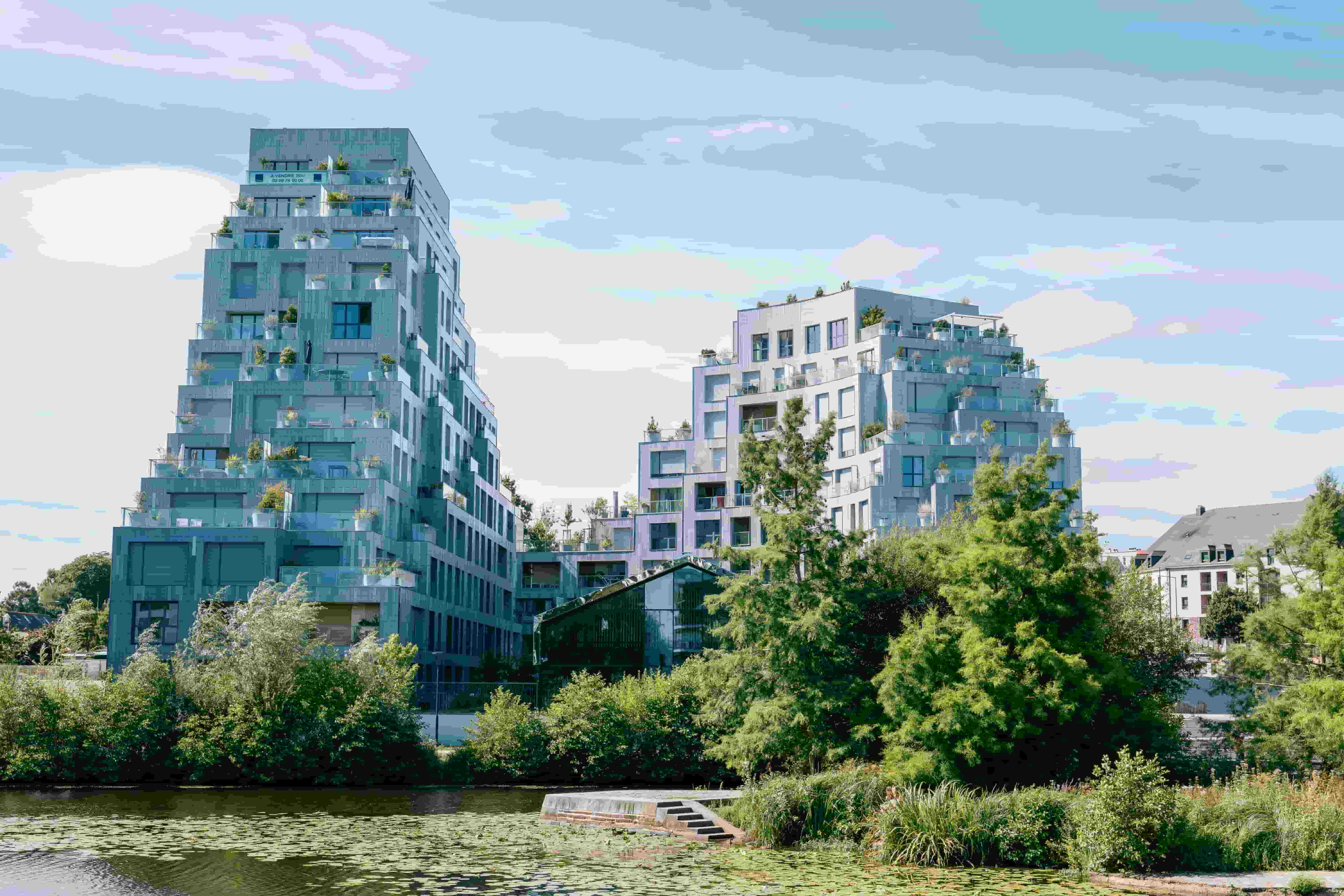 Terraced sustainable urban architecture