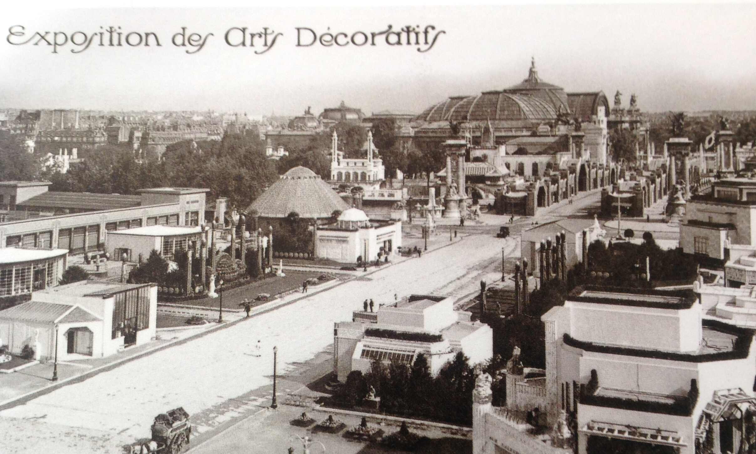 postcard of the overview of the 1925 Exposition of Decorative and Industrial Arts-1