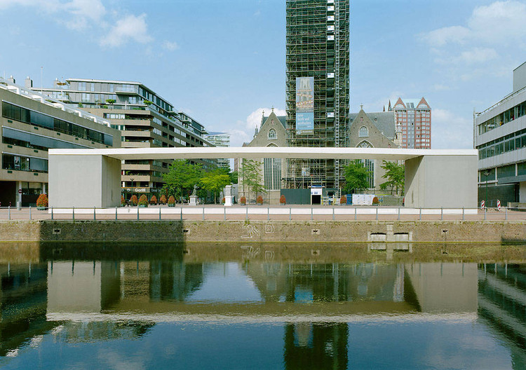 Urban Podium frontal view: a large, open air theatre